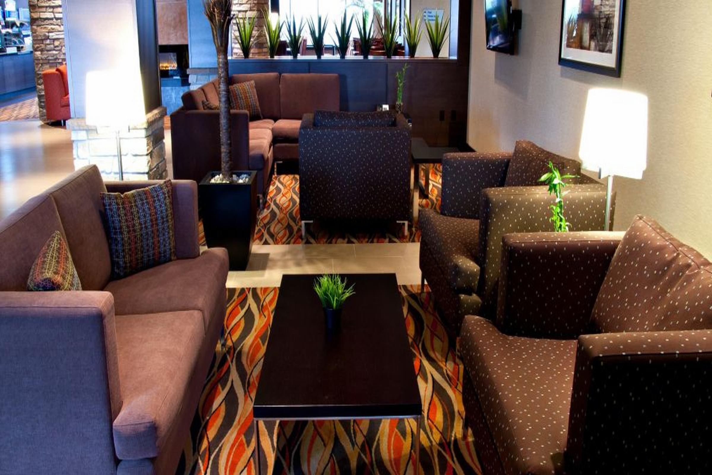 Holiday Inn Express Pembroke By Ihg Exterior photo